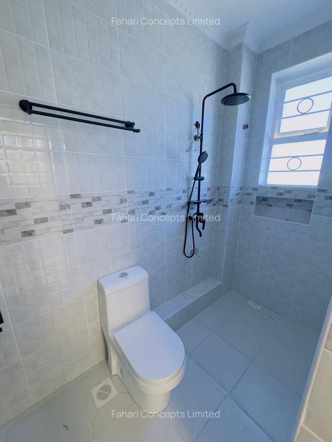 4 Bed Townhouse with En Suite at Muigai - 9