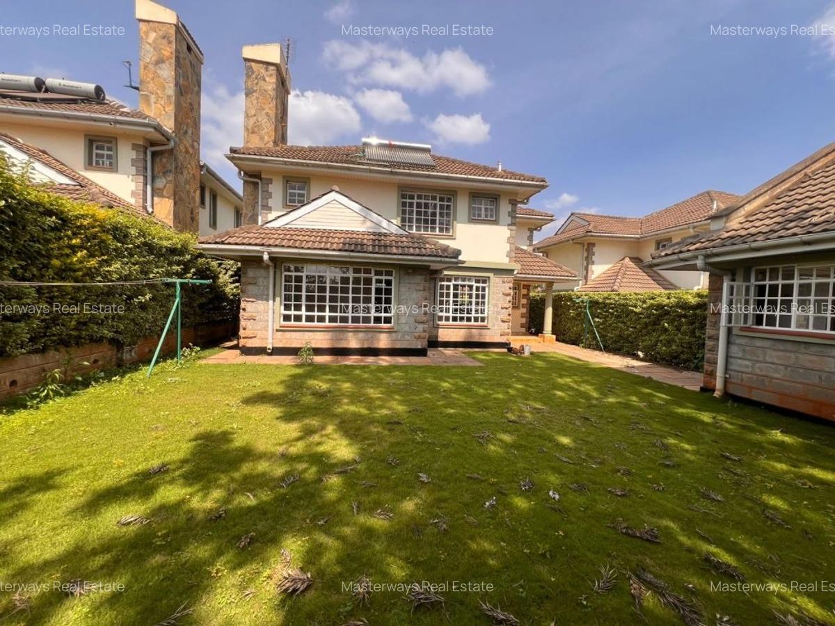 4 Bed Townhouse with En Suite in Runda - 1