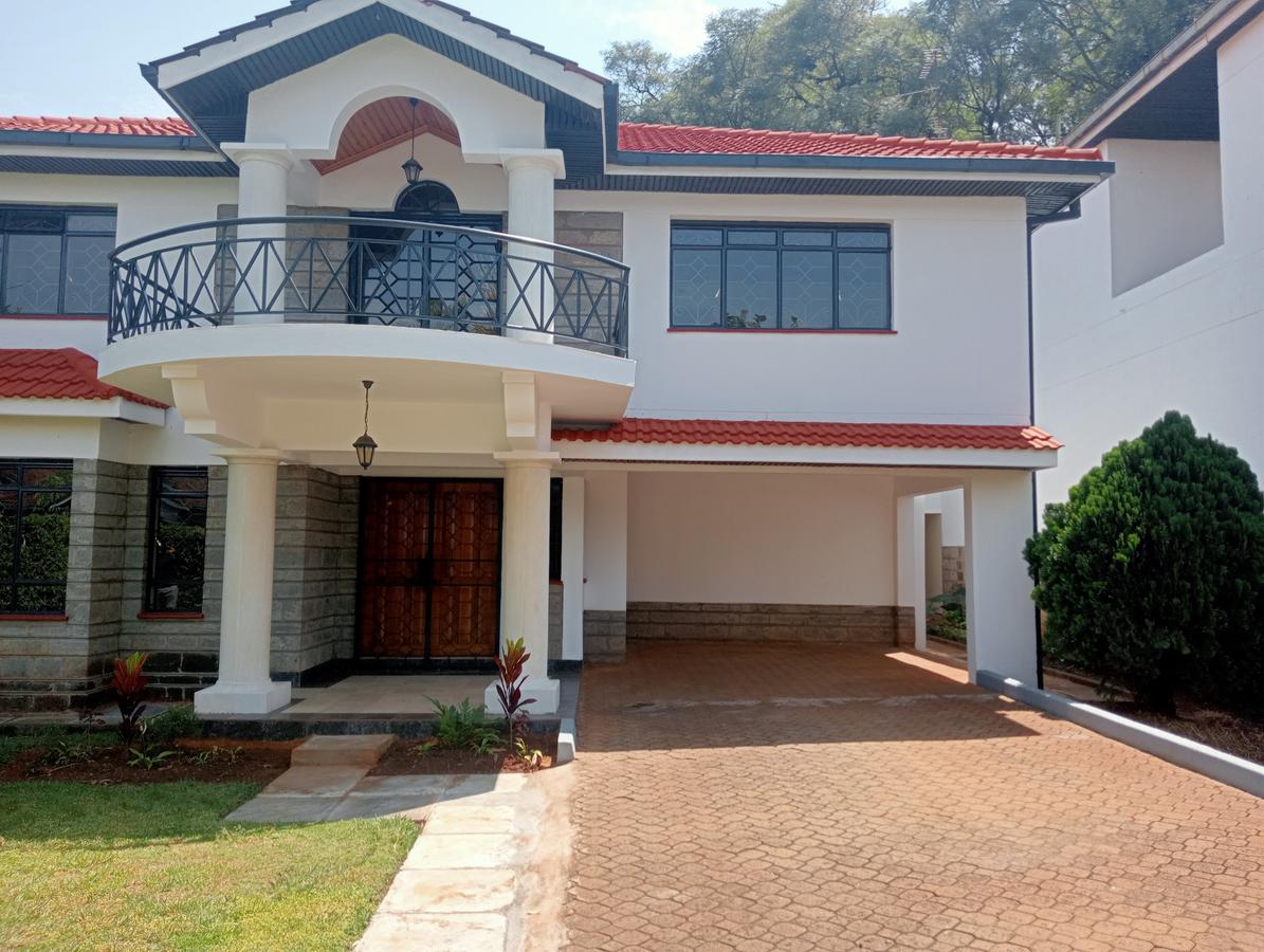 5 Bed Villa with En Suite at Spring Valley - 10