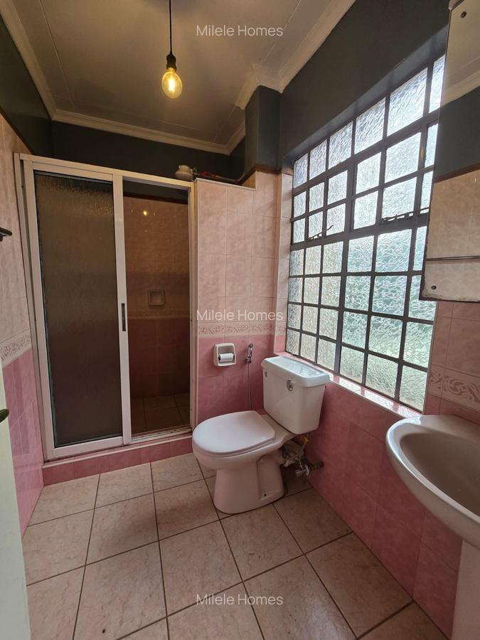 4 Bed Townhouse with En Suite at Migori Road - 9