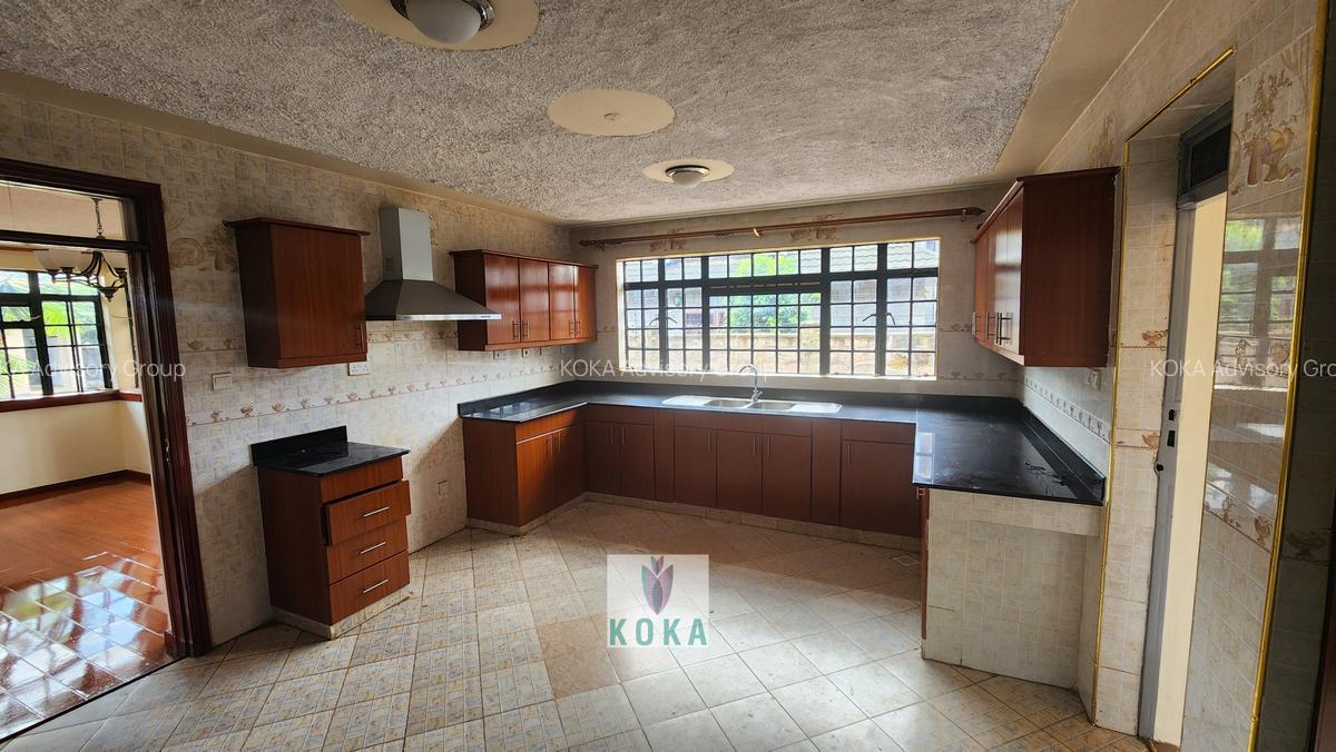 6 Bed Villa with En Suite in Runda - 15