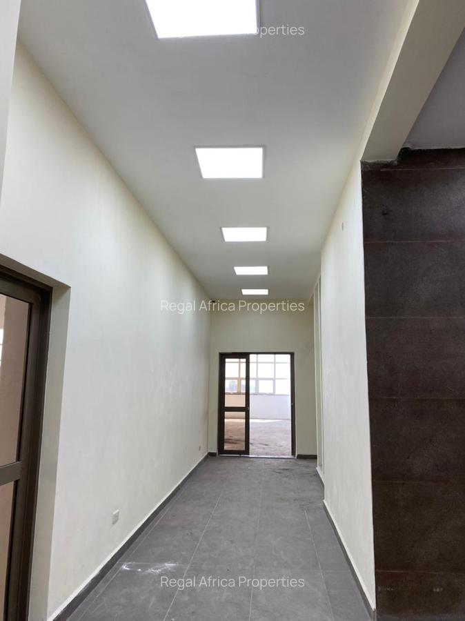 1,000 ft² Office with Backup Generator in Westlands Area - 3