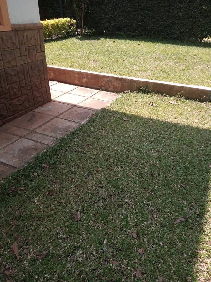 5 Bed Townhouse with En Suite in Lavington - 14