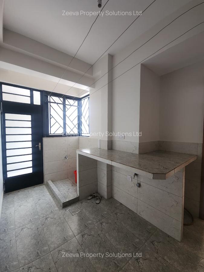 3 Bed Apartment with En Suite in Westlands Area - 4