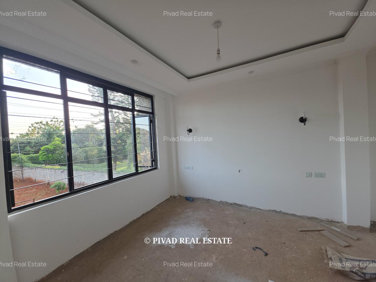4 Bed House with Garden in Runda - 11