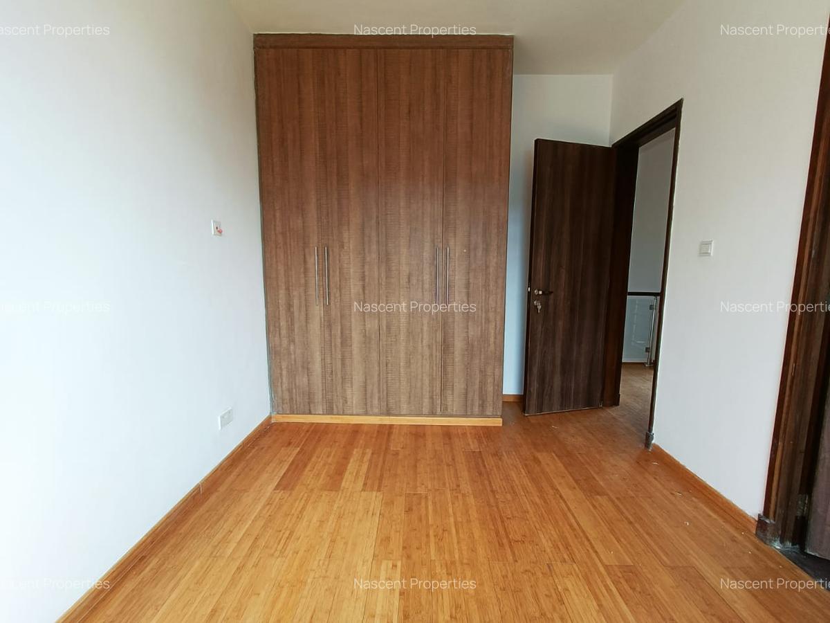 4 Bed House with En Suite at Garden Estate - 14