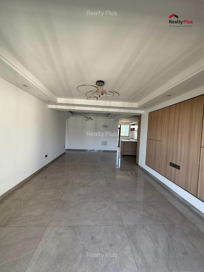 3 Bed Apartment with En Suite at Riverside Drive - 2