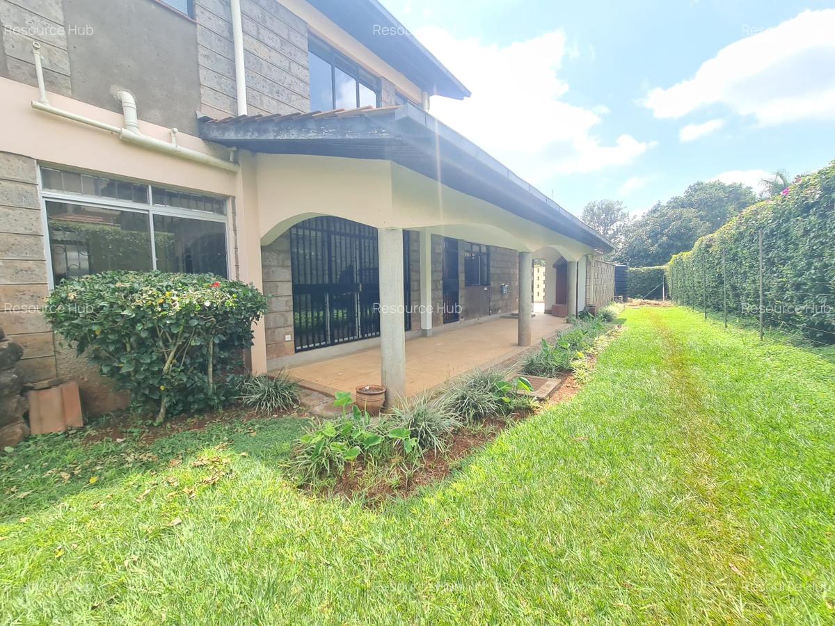 4 Bed House with En Suite at Runda - 2