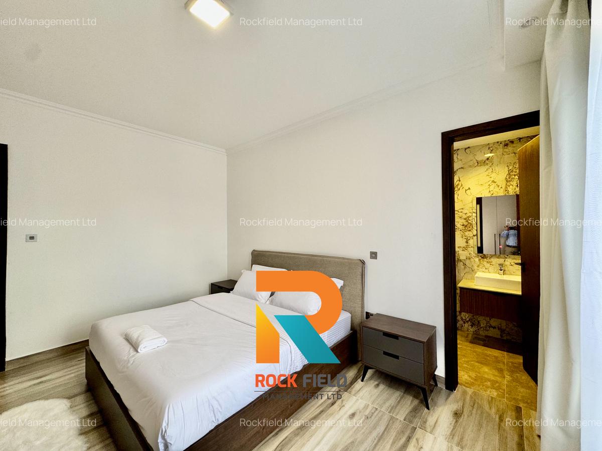 Furnished 2 Bed Apartment with En Suite in Brookside - 15