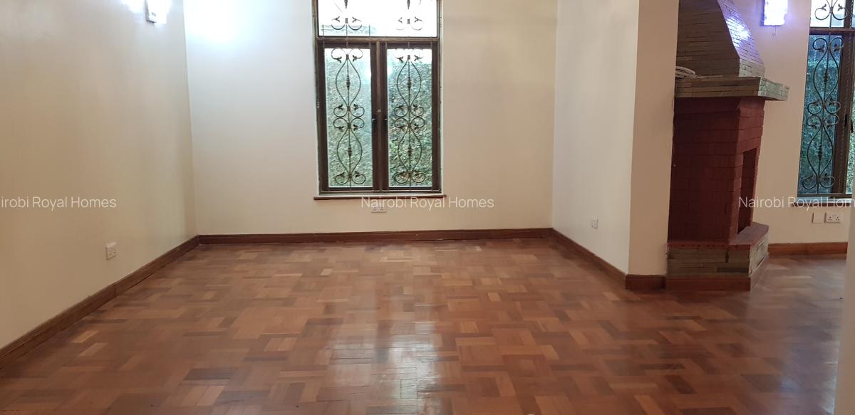 5 Bed Townhouse with En Suite at Convent Drive - 11