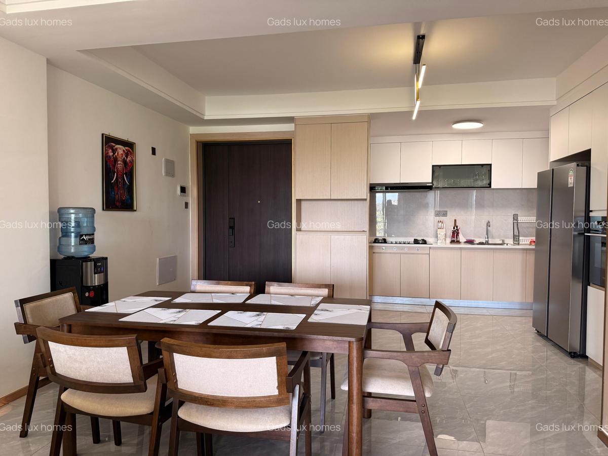 Serviced 3 Bed Apartment with En Suite at Riverside - 11