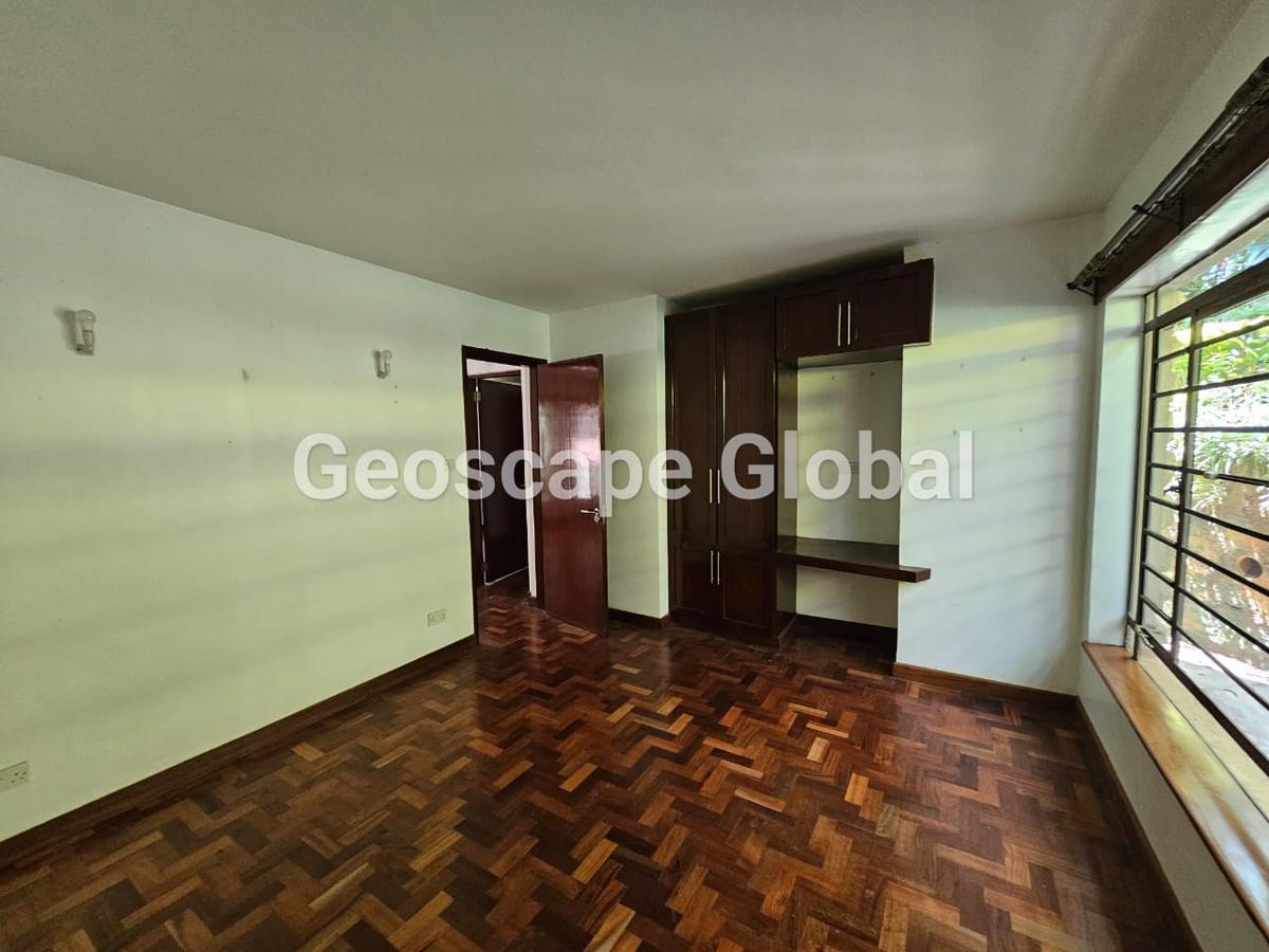 5 Bed House with En Suite in Kitisuru - 15