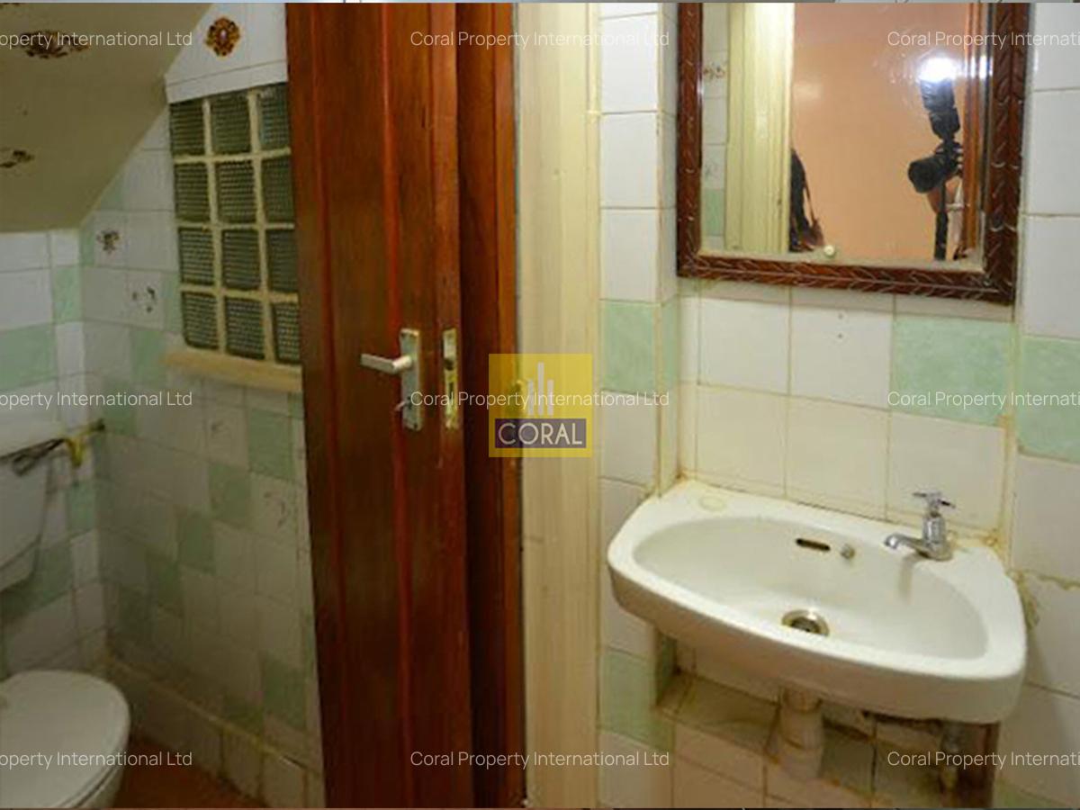 4 Bed Townhouse in Westlands Area - 9