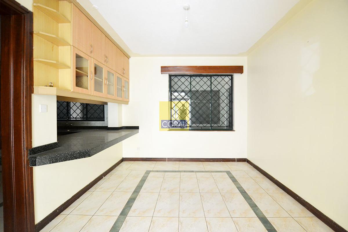 4 Bed Apartment with Parking in Parklands - 3