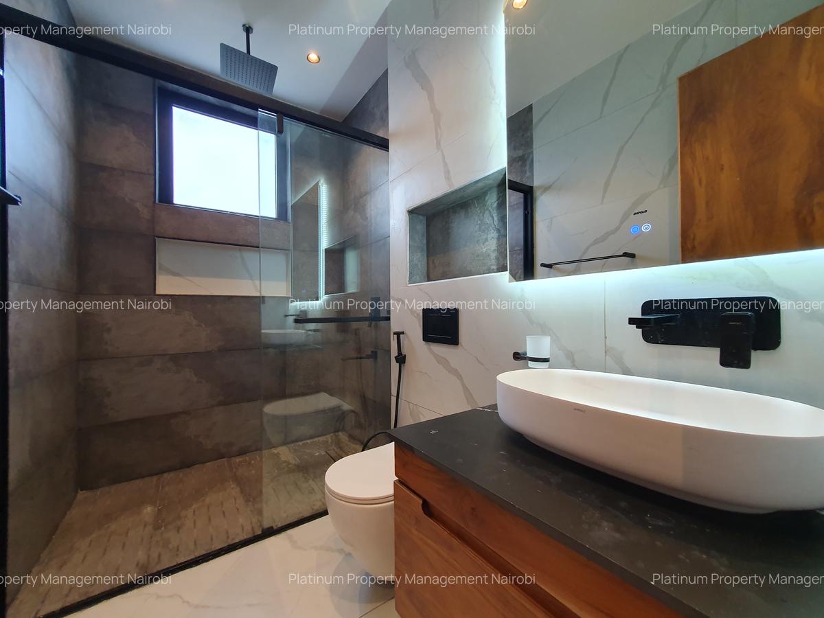 2 Bed Apartment with En Suite at Westlands - 17
