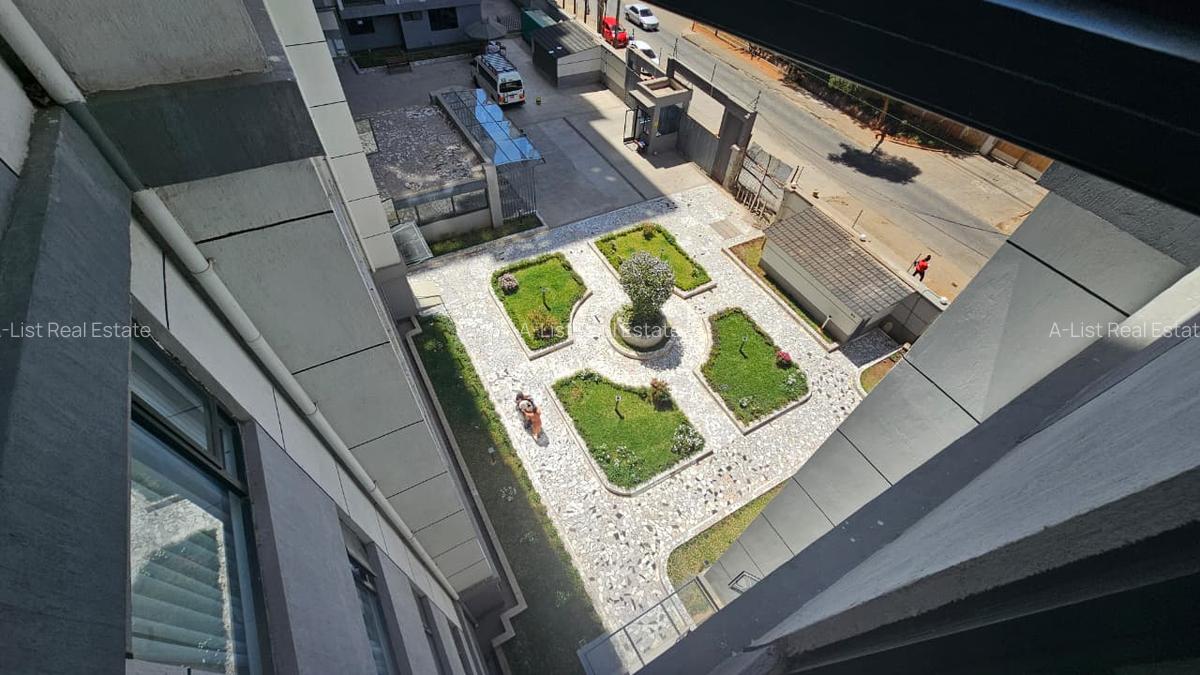 1 Bed Apartment with En Suite at Valley Arcade - 20