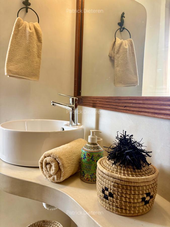 3 Bed House with En Suite at Off Turtle Bay Road - 18