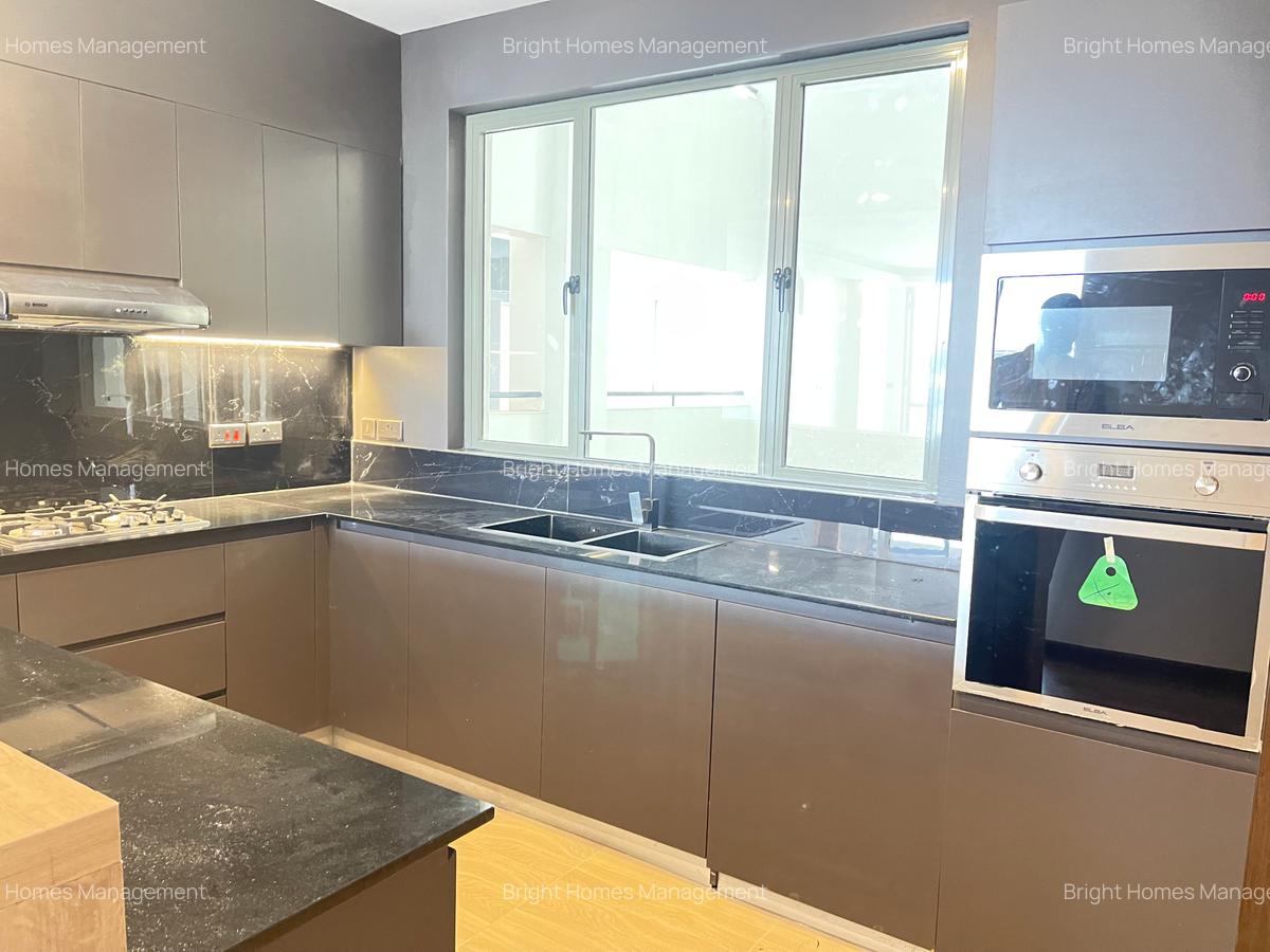 3 Bed Apartment with En Suite in Westlands Area - 6