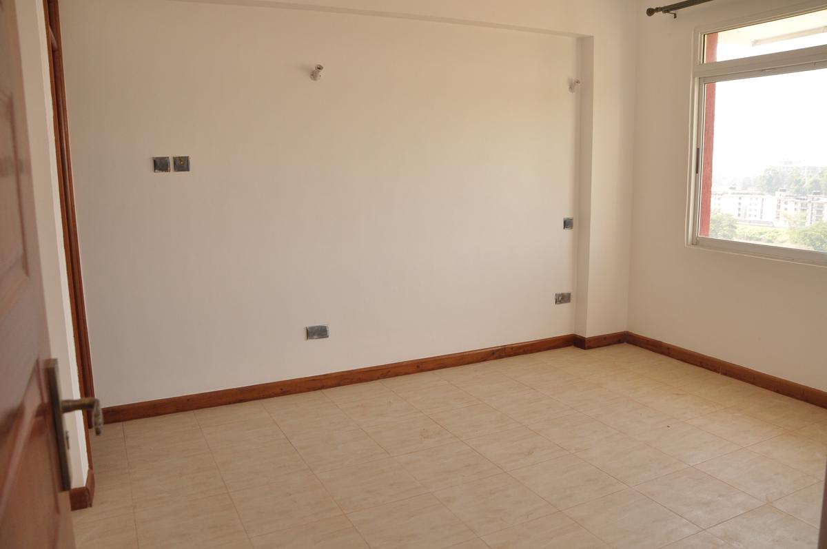 3 Bed Apartment with En Suite at Kiambu Road - 9