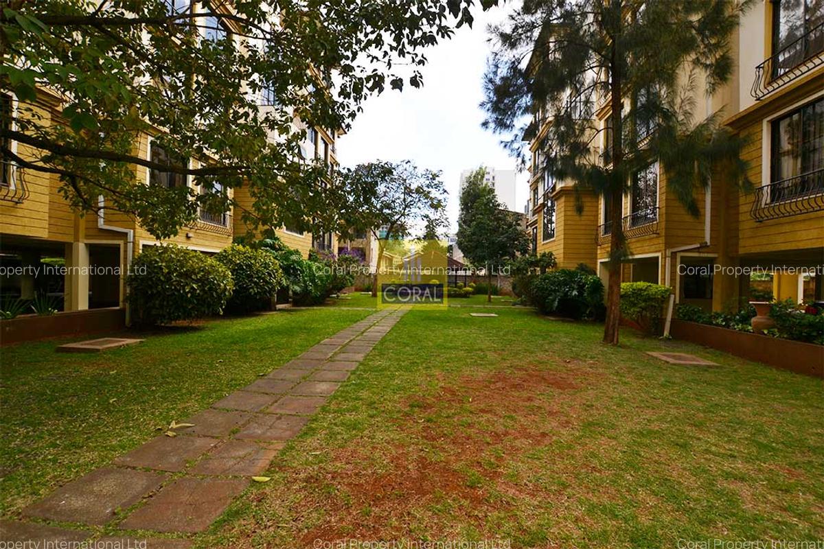 3 Bed Apartment with Lift in Kilimani - 20
