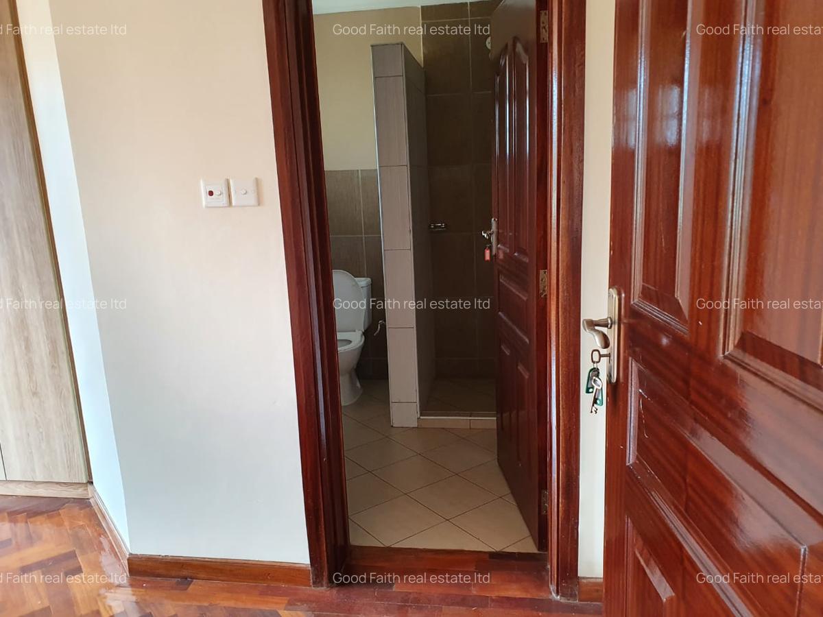 4 Bed House with En Suite in Karen - 9