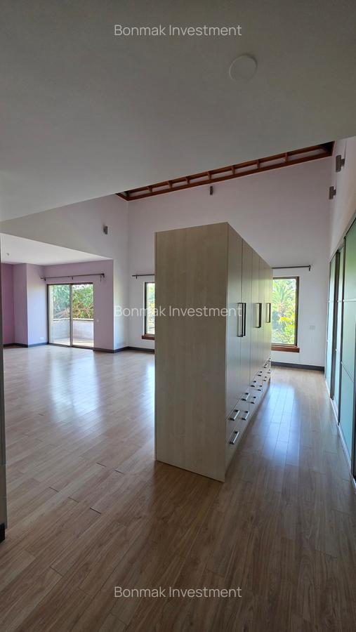 4 Bed Townhouse with En Suite at Old Kitusuru - 10