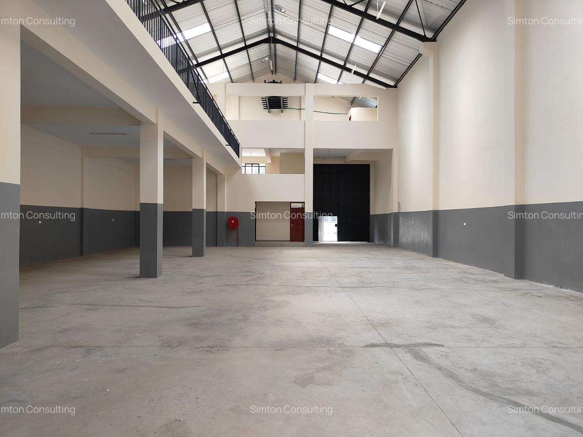 Warehouse with Fibre Internet at Edelman - 11