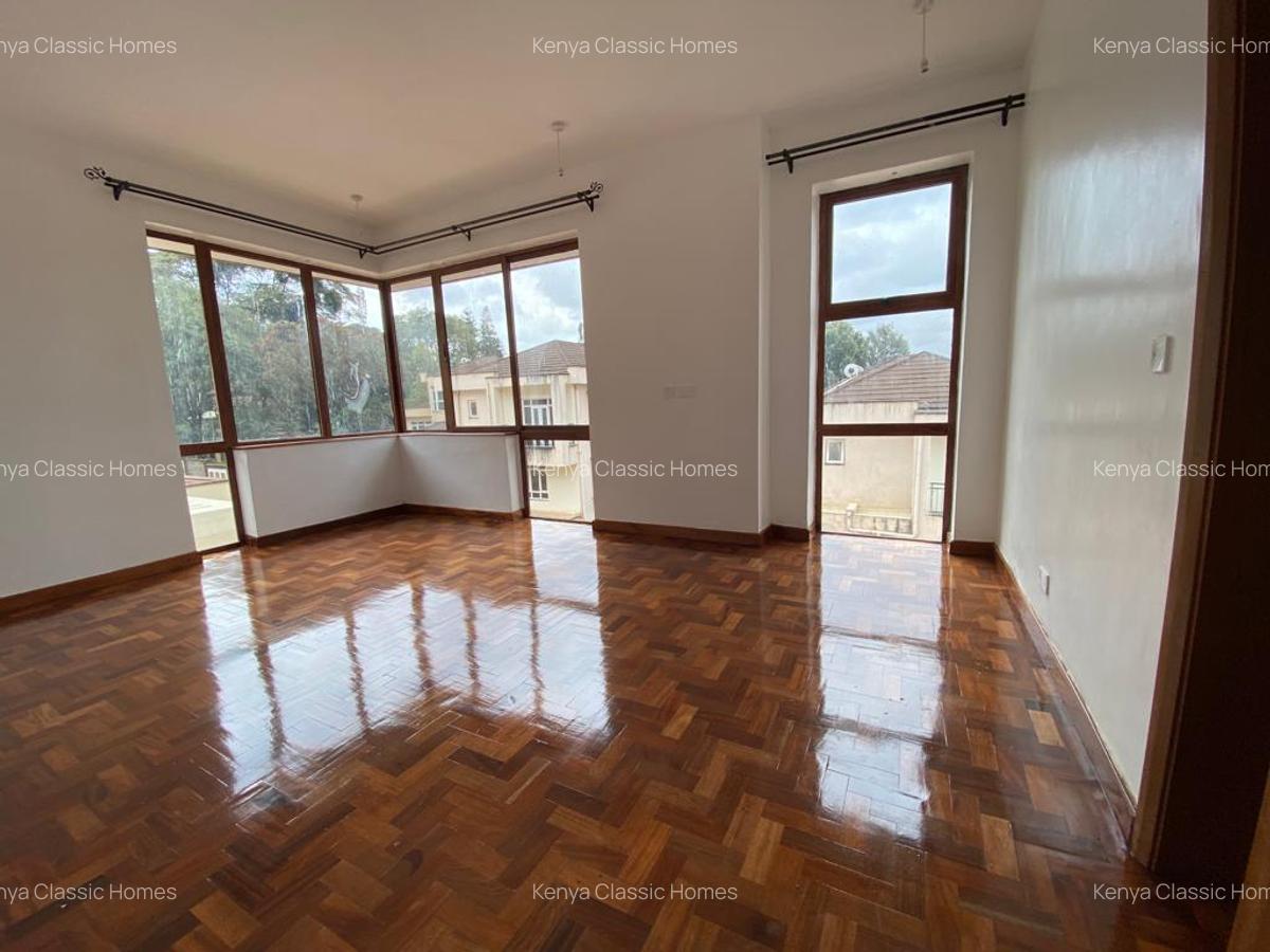 5 Bed Villa with En Suite at Lavi - 16