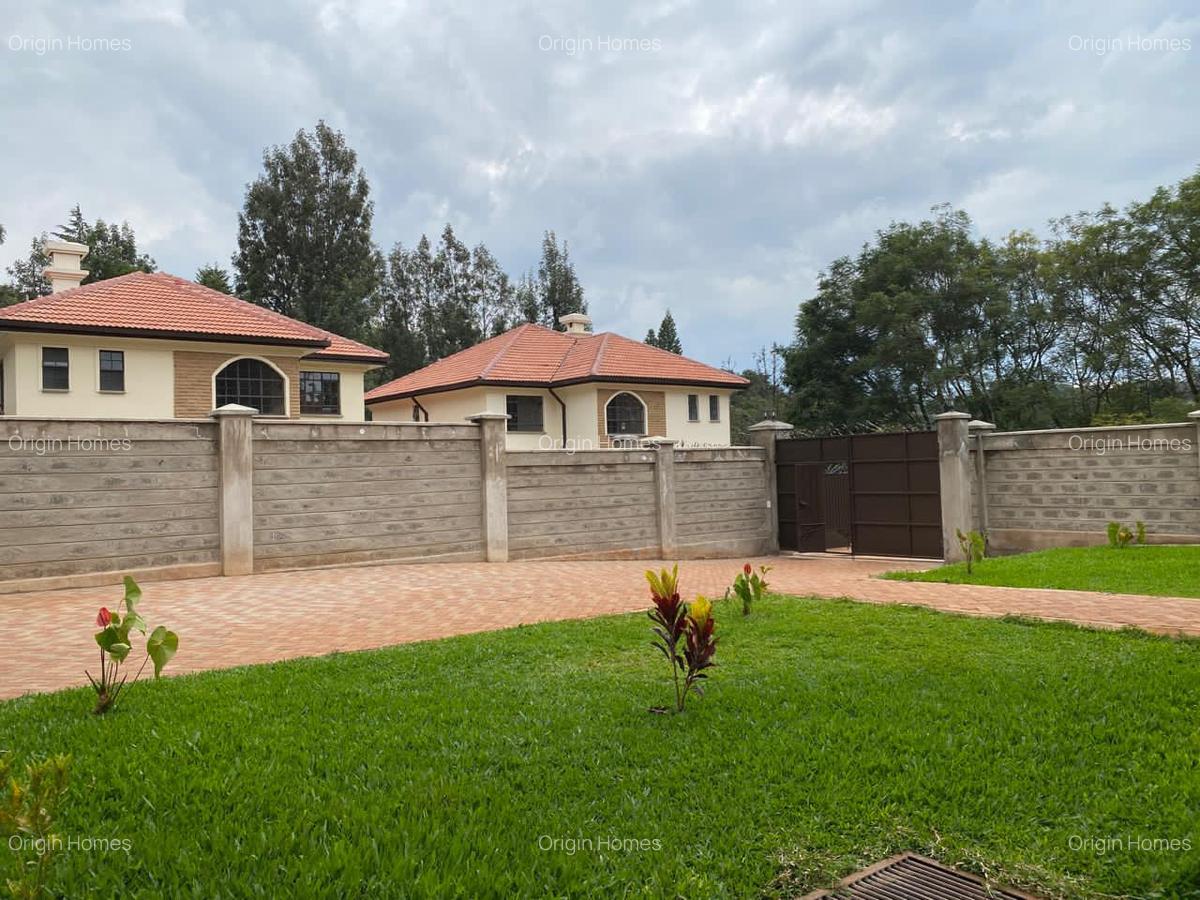 4 Bed Townhouse with En Suite at Lavington - 8