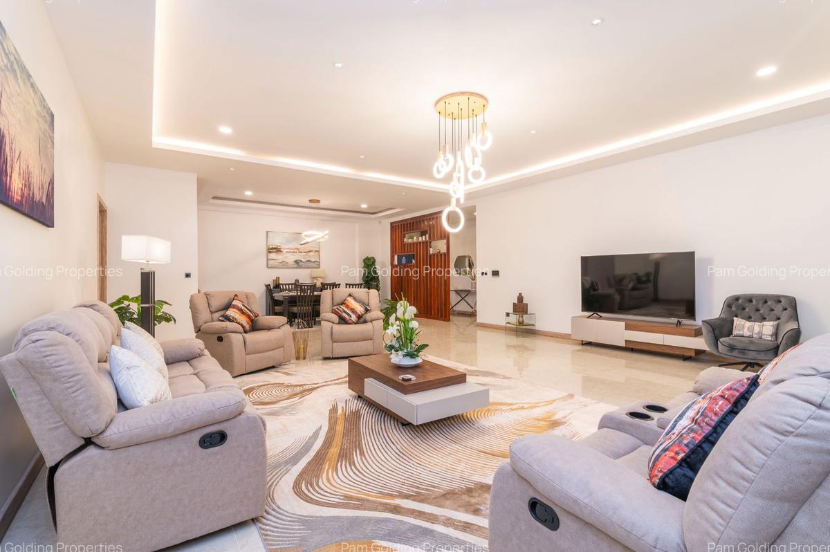 4 Bed Apartment with En Suite in Spring Valley - 2