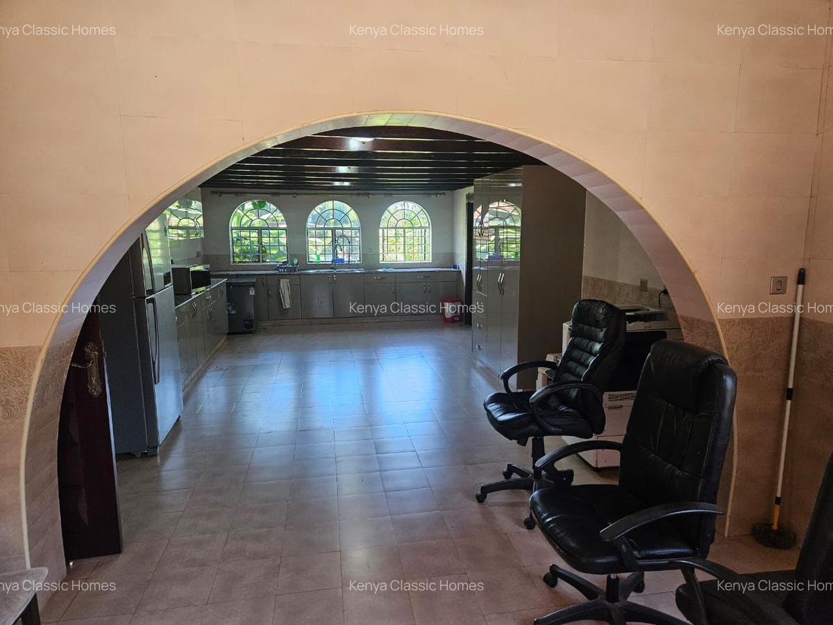 10 Bed House with En Suite at Runda - 17