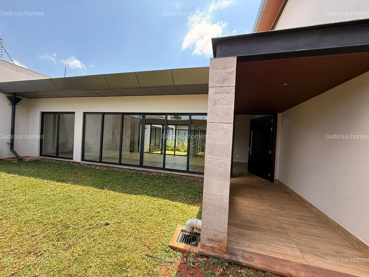 3 Bed Townhouse with En Suite at Kiambu Road - 15