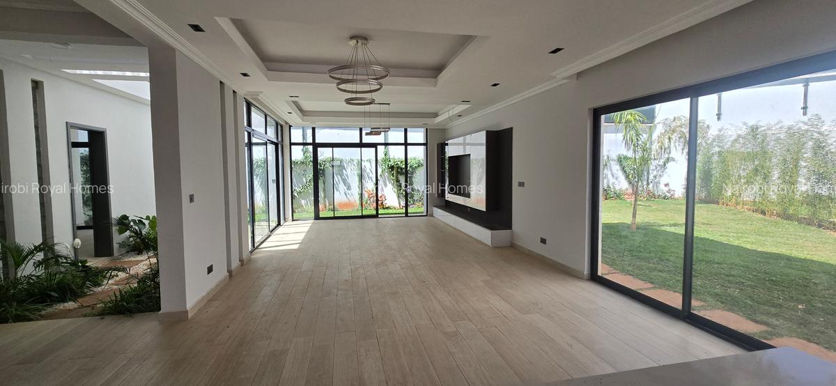 5 Bed Townhouse with En Suite at Lavington Green - 7