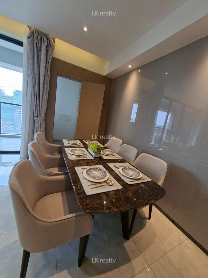 Serviced 1 Bed Apartment with En Suite at Westlands Road - 3