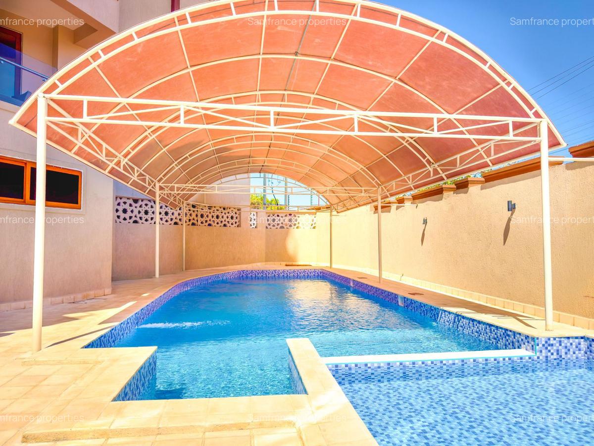 Serviced 5 Bed Apartment with En Suite at 1St Avanue - 5