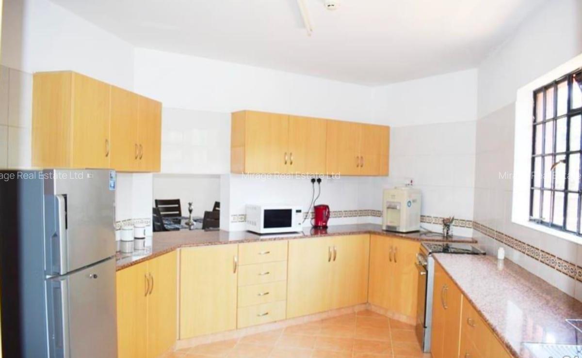3 Bed Apartment with Swimming Pool in Spring Valley - 7