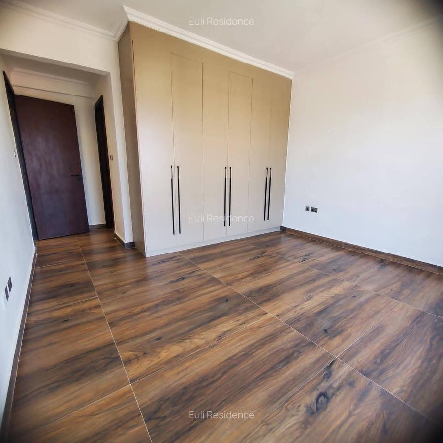 2 Bed Apartment with En Suite at Brookside Grove - 2