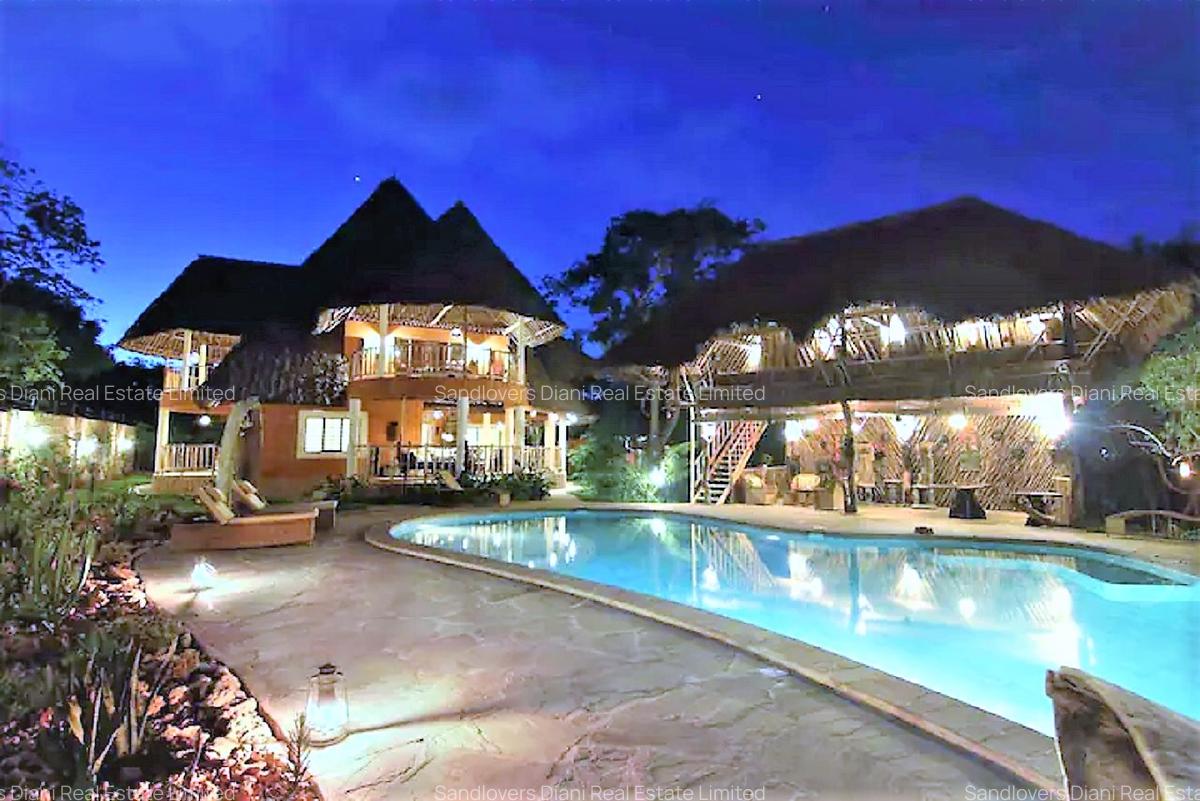 5 Bed Villa with Swimming Pool in Diani - 1