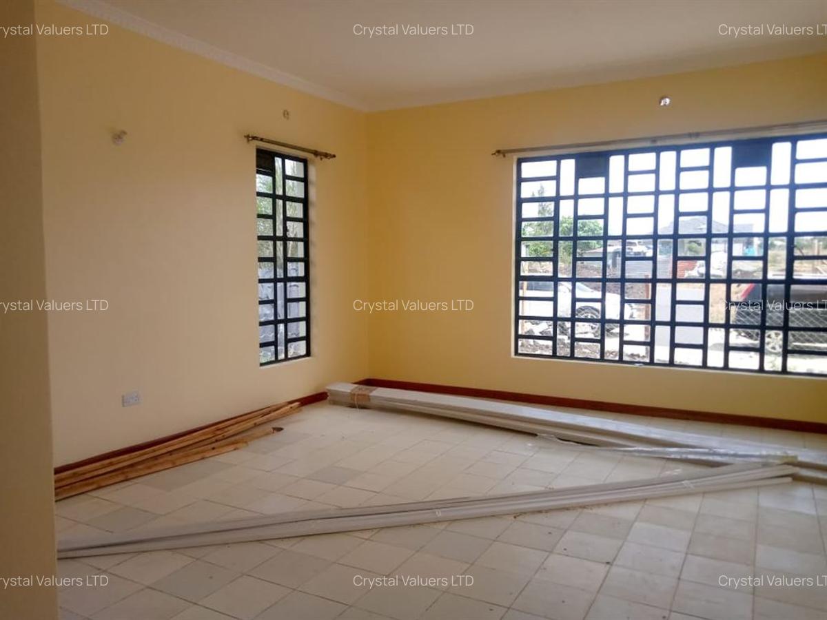 3 Bed Villa with En Suite at Bungalows - 9