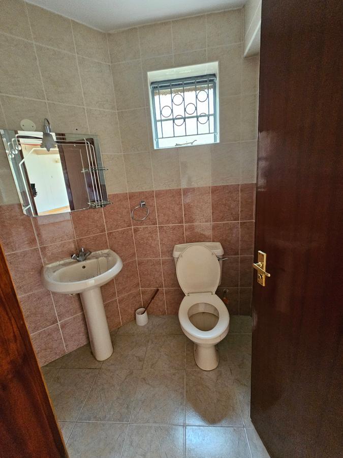 3 Bed Apartment with En Suite at Kilimani - 13