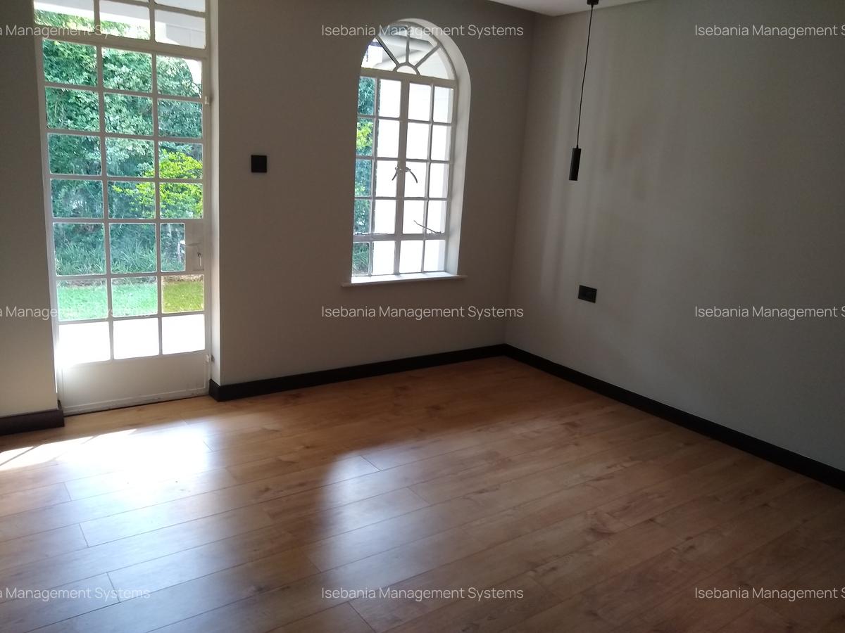 5 Bed House with En Suite at Panafric Avenue - 10