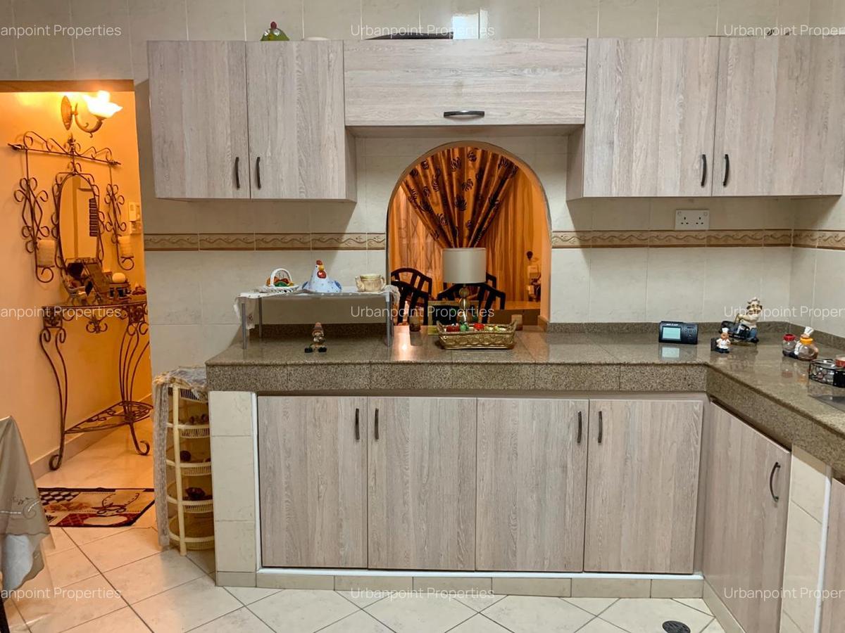 4 Bed House with En Suite in Nyali Area - 8