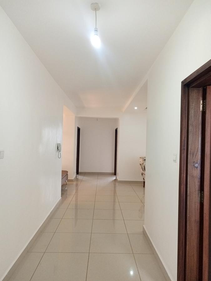 4 Bed Apartment with En Suite in General Mathenge - 5