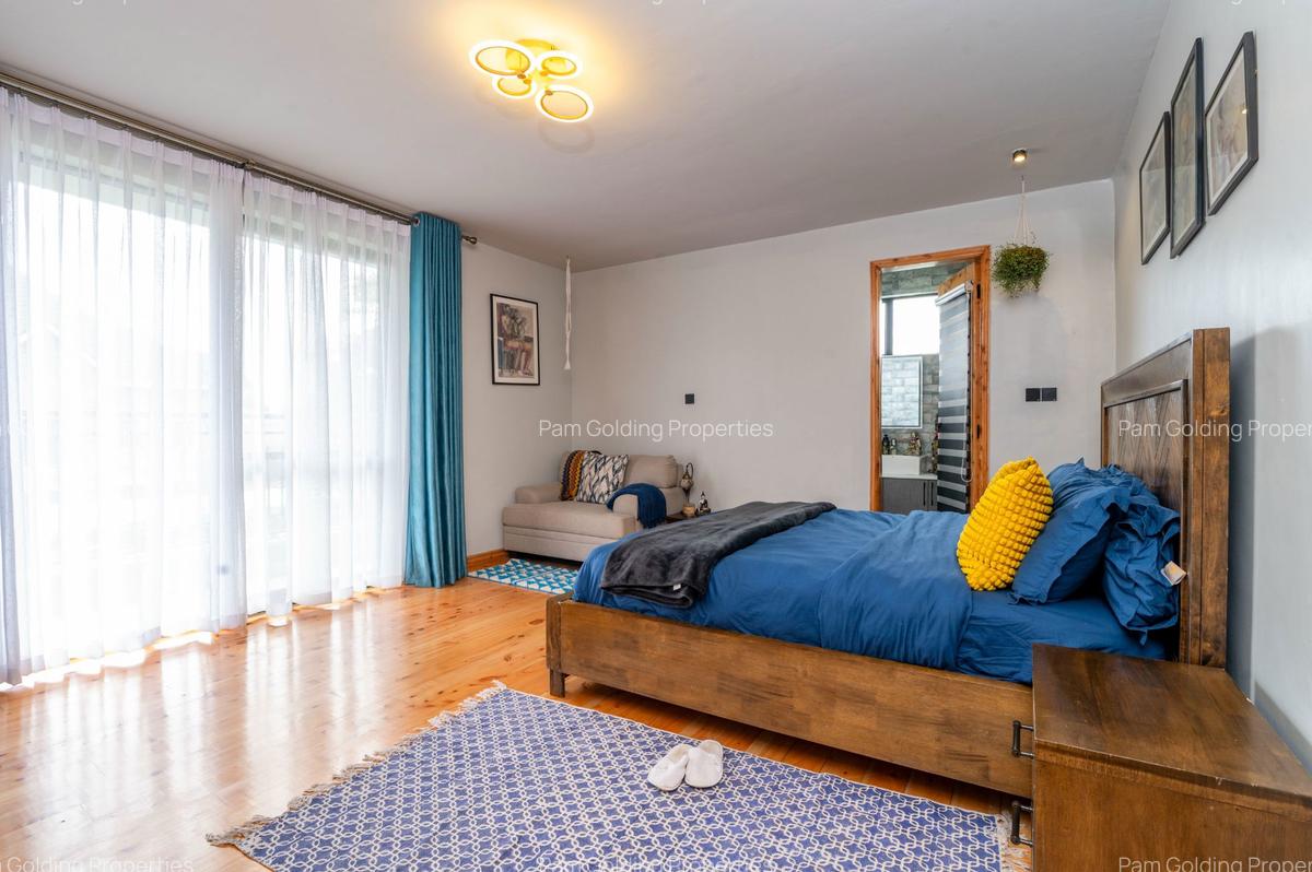 5 Bed House with En Suite in Karen - 14