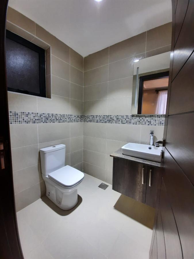 4 Bed Apartment with En Suite in Lavington - 12