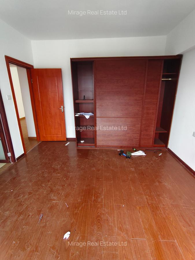 2 Bed Apartment with Swimming Pool in Kilimani - 11