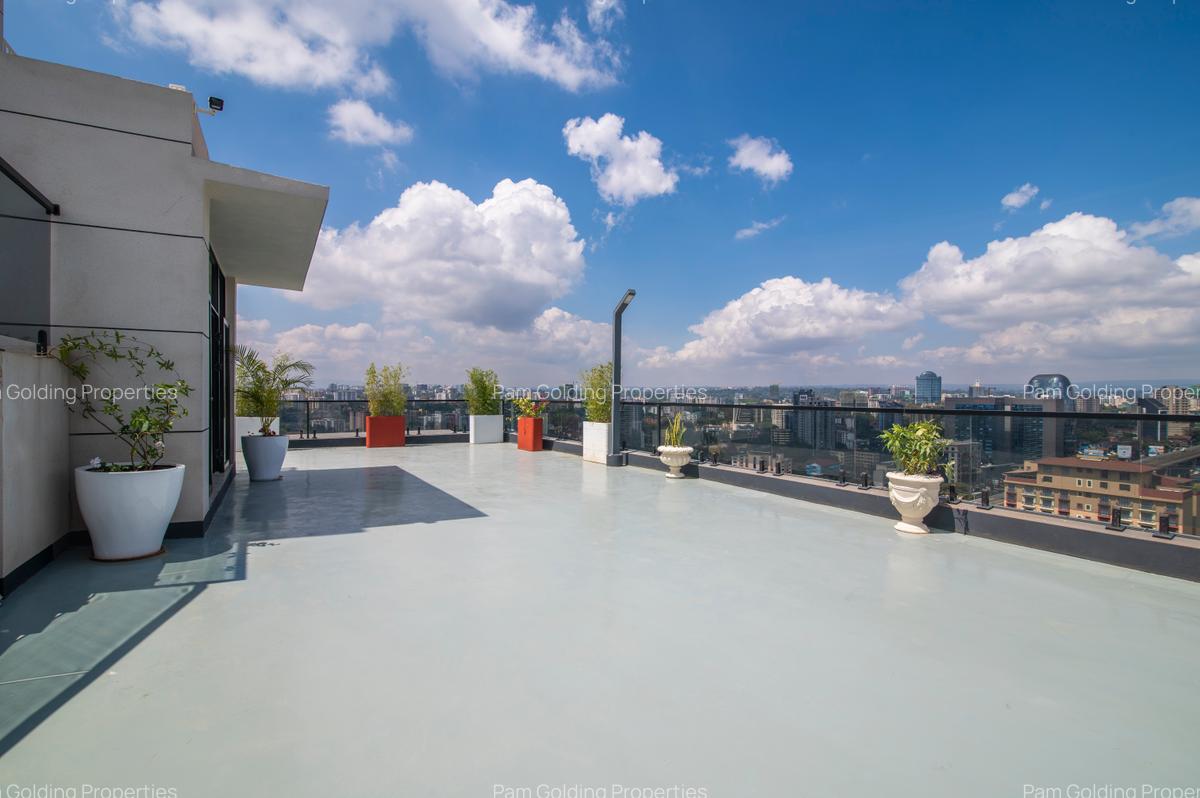 1 Bed Apartment with En Suite at Westlands Road - 12