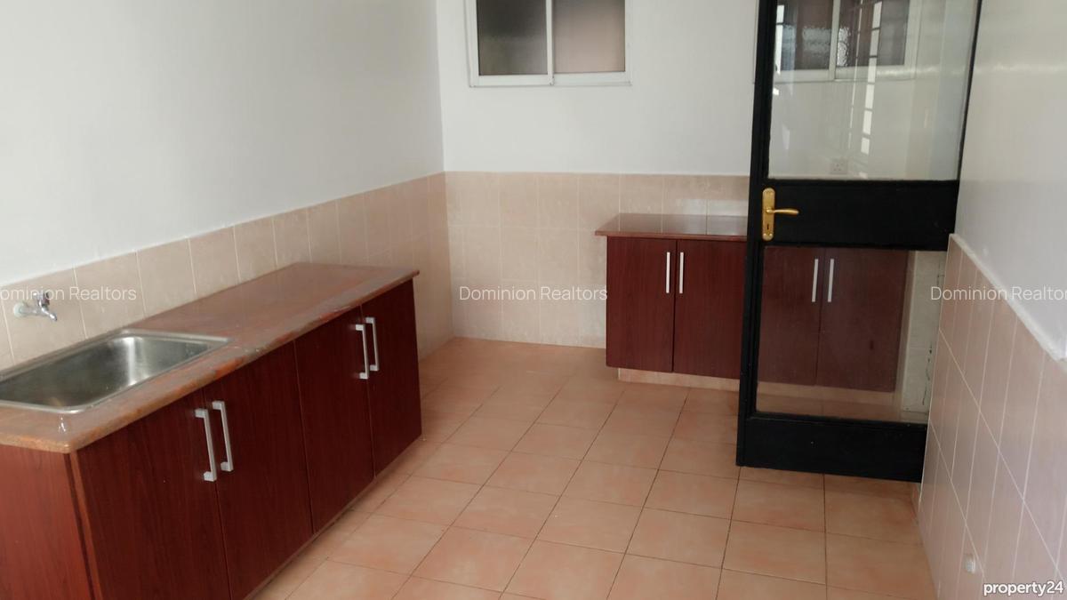 3 Bed Apartment with En Suite at Raphta Road - 4