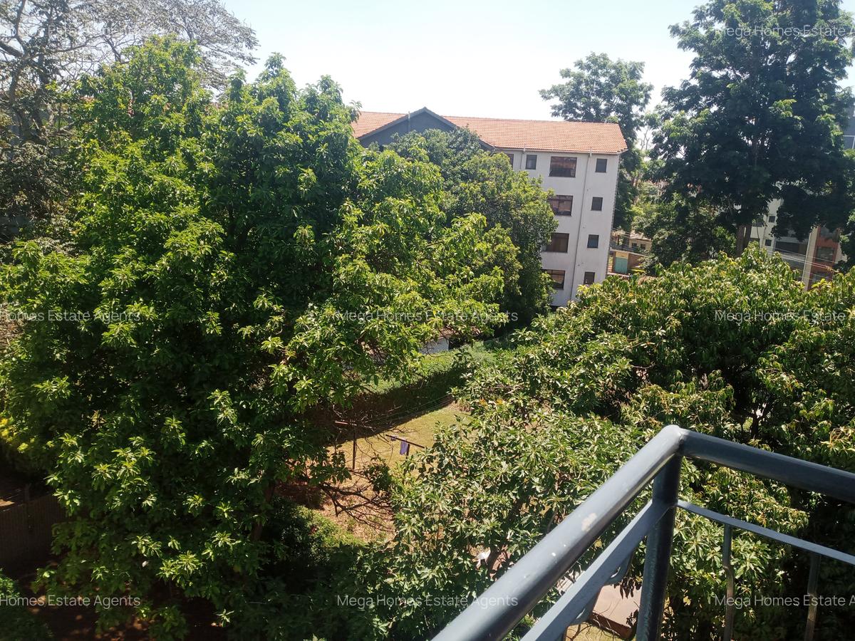 Furnished 39,609 ft² Commercial Property with Service Charge Included at Lavington - 5