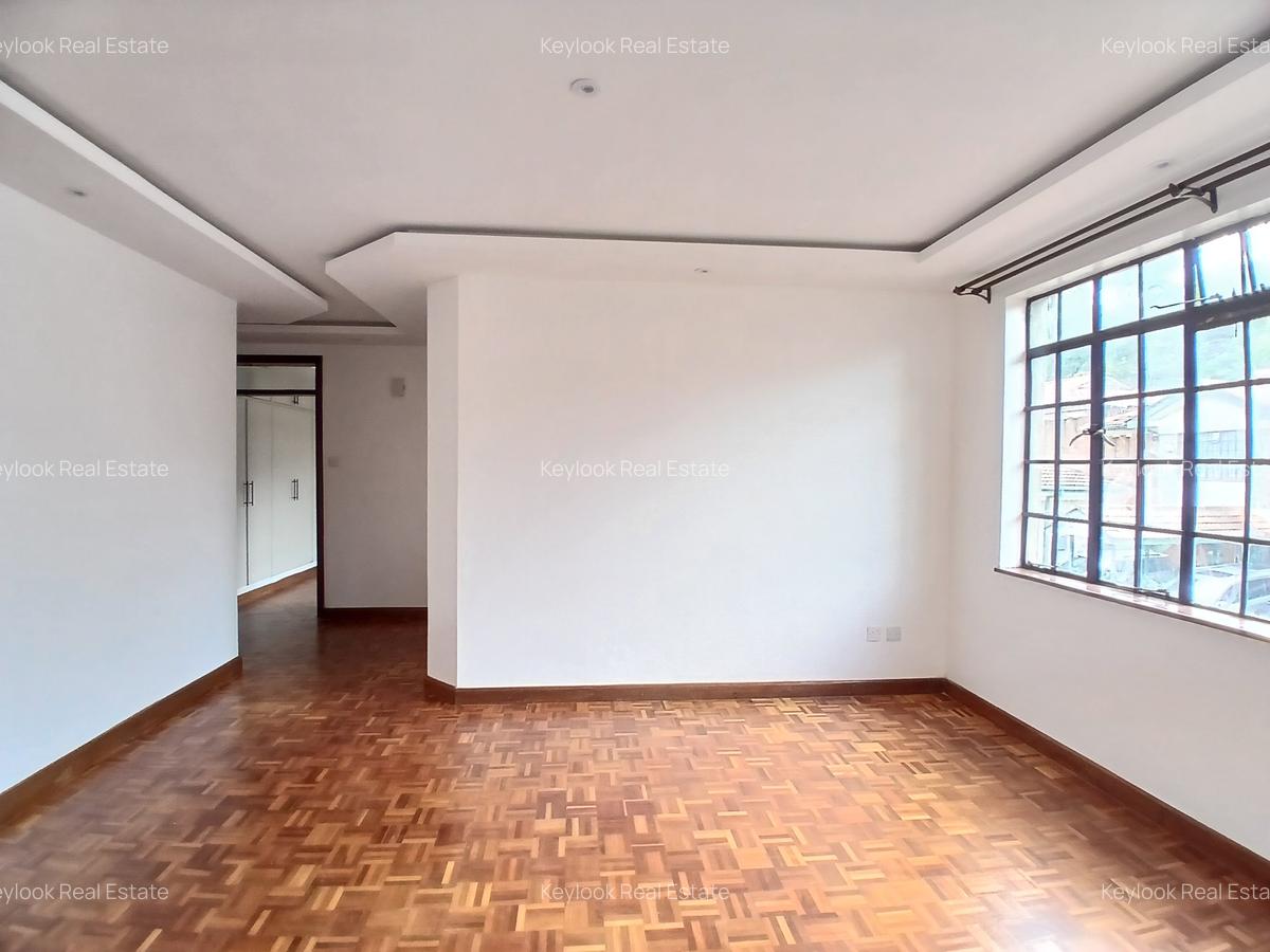 4 Bed Townhouse with En Suite at James Gichuru Road - 8